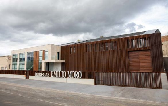 Tecnovino instalaciones Bodegas Emilio Moro El Bierzo exterior