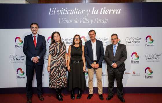 Tecnovino-  D.O. Bierzo documental "El Viticultor y La Tierra: Vinos de Villa y Paraje"